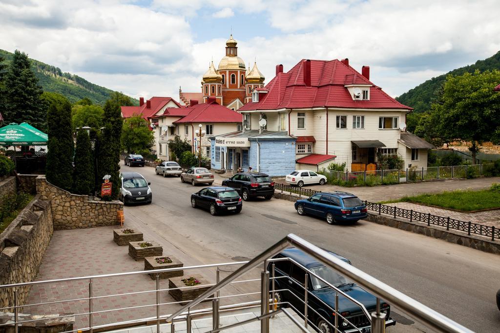 Hotel Korali Jaremče Exteriér fotografie