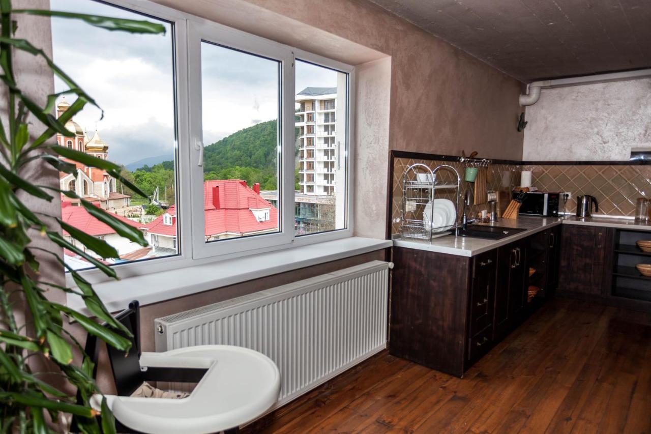 Hotel Korali Jaremče Exteriér fotografie